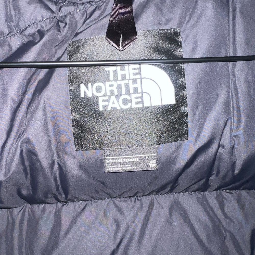 The North Face Jet Black Insulated Vest - Picture 4 of 6